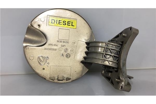 Recambio de tapa exterior combustible para citroen c3 1.4 hdi referencia OEM IAM 9638184280 3045001500 
