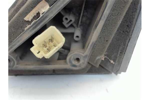 Recambio de retrovisor electrico derecho para kia clarus 2.0 i 16v referencia OEM IAM 0K9AA691  