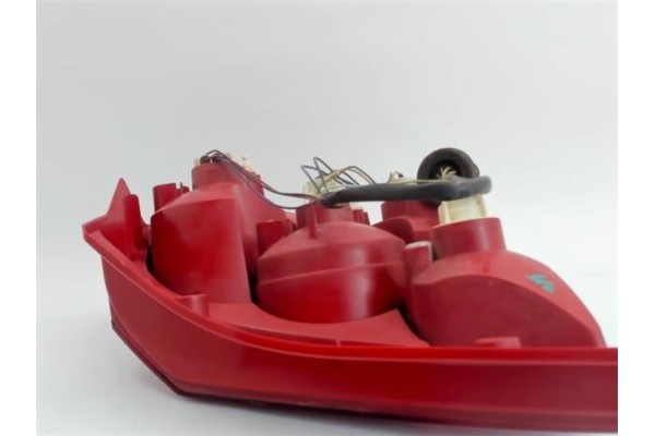 Recambio de piloto trasero izquierdo para daewoo kalos 1.2 se referencia OEM IAM 96540268  