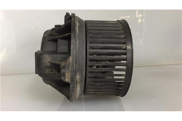 Recambio de motor calefaccion para renault megane i (ba0/1_) 1.4 16v (ba0d, ba1h, ba0w, ba10) referencia OEM IAM 7701046058  