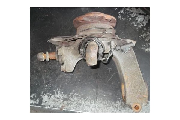 Recambio de mangueta delantero izquierda para fiat ducato furgón (250) 120 multijet 2,3 d referencia OEM IAM 1357004080  