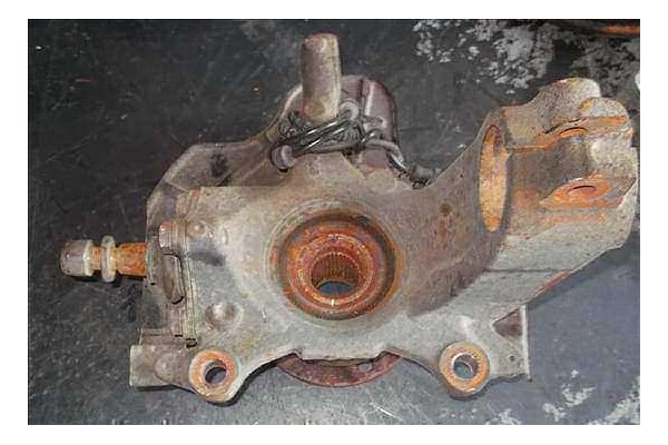 Recambio de mangueta delantero izquierda para fiat ducato furgón (250) 120 multijet 2,3 d referencia OEM IAM 1357004080  