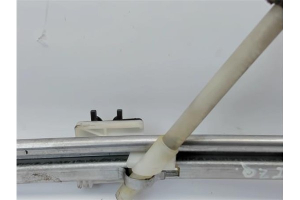 Recambio de mecanismo elevalunas trasero izquierdo para renault laguna ii (bg0) referencia OEM IAM   