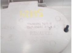 Recambio de luz delantero central techo para renault grand scenic iv 1.2 tce referencia OEM IAM 96980 3211 