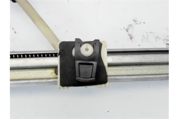 Recambio de mecanismo elevalunas trasero izquierdo para renault laguna ii (bg0) referencia OEM IAM   