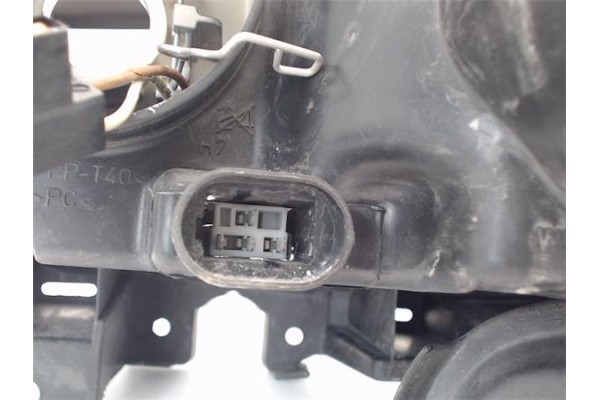 Recambio de faro delantero dcho para renault laguna (b56) 1.9 dti (b56j) referencia OEM IAM 7701047881  