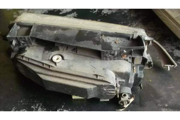 Recambio de faro delantero dcho para citroen xantia berlina 1.6 i referencia OEM IAM 95667948  