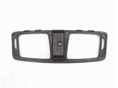 Recambio de embellecedor consola salpicadero para renault megane iii berlina 5p 1.5 expression referencia OEM IAM 682600016R  
