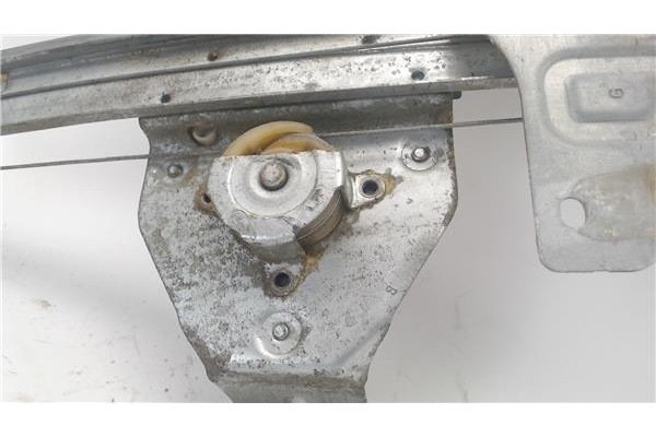 Recambio de mecanismo elevalunas trasero izquierdo para citroen c4 berlina referencia OEM IAM 130822239  