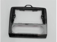 EMBELLECEDOR CONSOLA CENTRAL 4M51158522EBW 