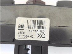 Recambio de interruptor luces emergencia para opel astra h gtc 1.9 cdti referencia OEM IAM 13100109  