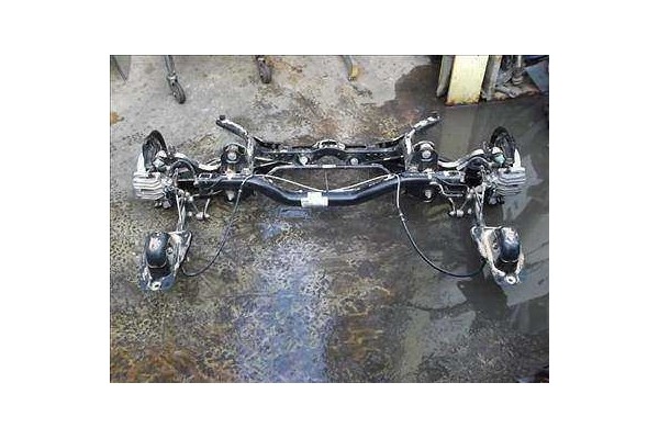 Recambio de puente trasero para seat altea (5p1) 1.6 tdi referencia OEM IAM 1K0505315BM  