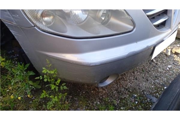 Recambio de paragolpes delantero para ssangyong rodius 2700 referencia OEM IAM 7871A21200 D27DT 