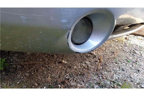 Recambio de paragolpes delantero para ssangyong rodius 2700 referencia OEM IAM 7871A21200 D27DT 