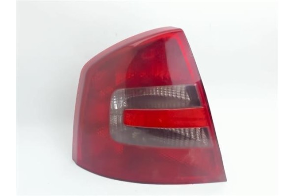 Recambio de piloto trasero izquierdo para skoda octavia combi (1u5)(2001) referencia OEM IAM 086651909L  