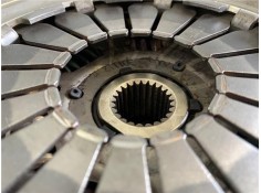 Recambio de disco embrague para nissan trade 2.3 d referencia OEM IAM 700894  