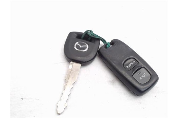 Recambio de llave para mazda 3 berlina (bk) 1.6 cd active+ xcite referencia OEM IAM 3M51-3F880-AC  