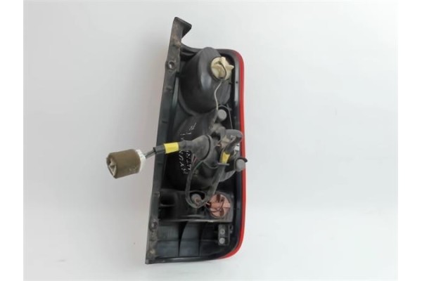 Recambio de piloto trasero izquierdo para hyundai matrix (fc)(2001) referencia OEM IAM  92401170 