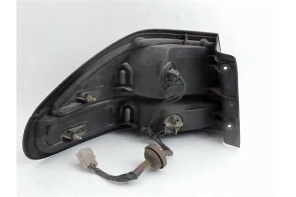 Recambio de piloto trasero derecho para mazda 626 berlina (ge)(1992) referencia OEM IAM 22061825  
