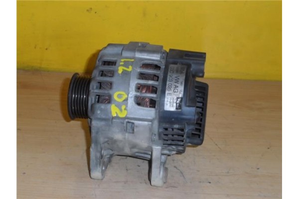 Recambio de alternador para volkswagen polo iv (9n1) 1.2 referencia OEM IAM 03D903023E 2542578C SG9B048 