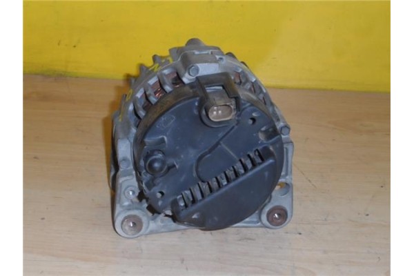 Recambio de alternador para volkswagen polo iv (9n1) 1.2 referencia OEM IAM 03D903023E 2542578C SG9B048 
