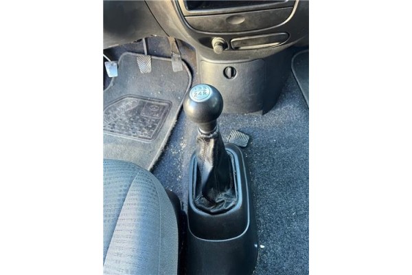 Recambio de palanca de cambio para hyundai h-1 furgón 2.5 crdi referencia OEM IAM 437104A400 437112D100LK 