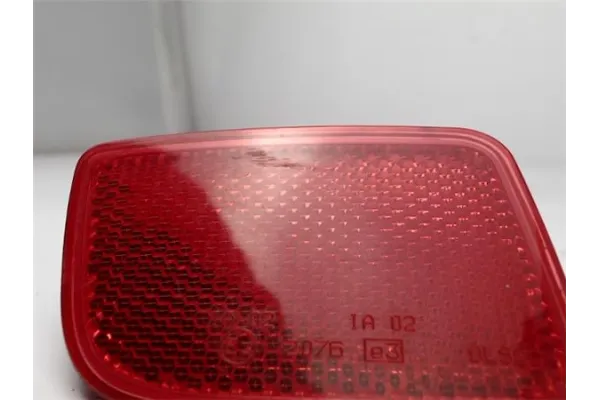 Recambio de reflectante paragolpes trasero para renault grand scénic ii (jm0/1_) 1.9 dci (jm12, jm0g) referencia OEM IAM 8200152