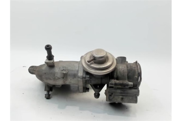 Recambio de colector admision para seat ibiza (6l1) 1.4 cool referencia OEM IAM 045129713F   Recambio de colector admision para seat ibiza (6l1) 1.4 cool referencia OEM IAM 045129713F