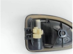 Recambio de manilla int. puerta delantero derecha para renault clio ii fase i (b/cb0) 1.4 alize referencia OEM IAM 7700415975 96