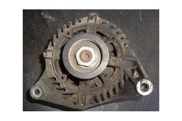 Recambio de alternador para citroen saxo 1.4 vts referencia OEM IAM 9319429380 A13VI96 