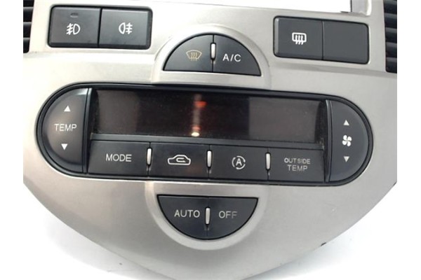 Recambio de embellecedor consola central para kia carens (rs) 2.0 crdi referencia OEM IAM 0K2FB61190  