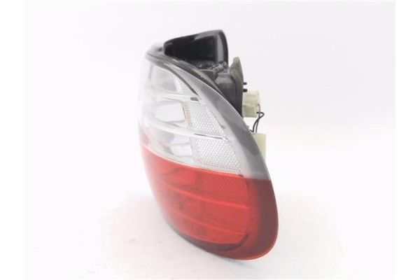 Recambio de piloto trasero derecho para hyundai h-1 furgón 2.5 crdi referencia OEM IAM 924024A610 924024A6 