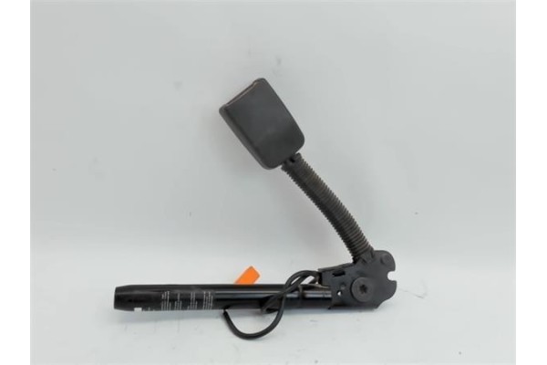 Recambio de anclaje cinturon delantero derecho para ford fiesta (cbk)(2002) referencia OEM IAM   