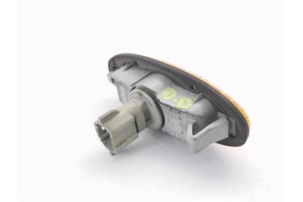 Recambio de piloto intermitente lat. delantero derecho para mazda premacy (cp) 2.0 td active referencia OEM IAM 0464120  