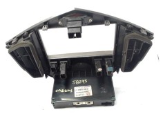 Recambio de embellecedor consola central para kia carens (rs) 2.0 crdi referencia OEM IAM 0K2FB61190  
