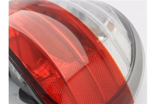 Recambio de piloto trasero derecho para hyundai h-1 furgón 2.5 crdi referencia OEM IAM 924024A610 924024A6 