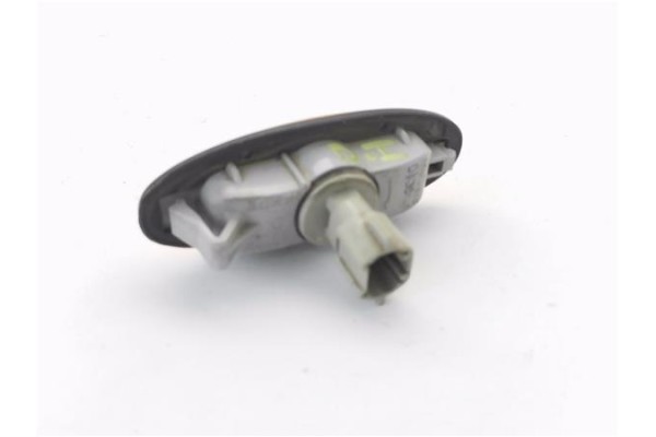 Recambio de piloto intermitente lat. delantero izquierdo para mazda premacy (cp) 2.0 td active referencia OEM IAM 0464120  