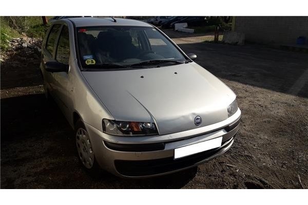 fiat ii punto (188) berlina del año 2002 fiat ii punto (188) berlina del año 2002