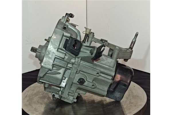Recambio de caja cambios manual para renault clio ii fase ii (b/cb0) 1.9 alize referencia OEM IAM JB3986  