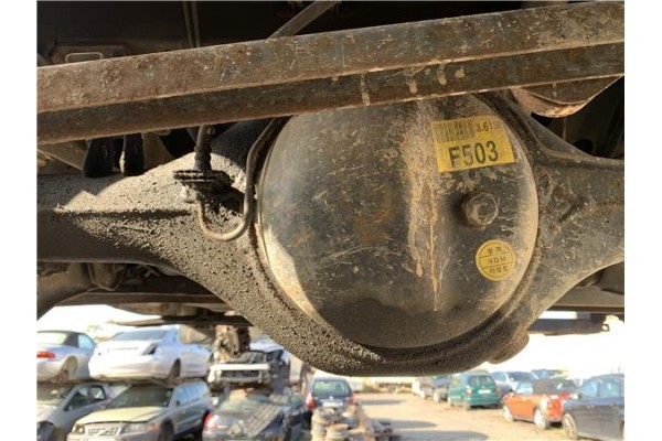 Recambio de puente trasero para hyundai h-1 furgón 2.5 crdi referencia OEM IAM 521004A250  