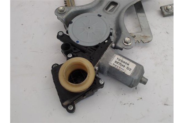Recambio de mecanismo elevalunas trasero izquierdo para toyota corolla verso (r1) referencia OEM IAM   