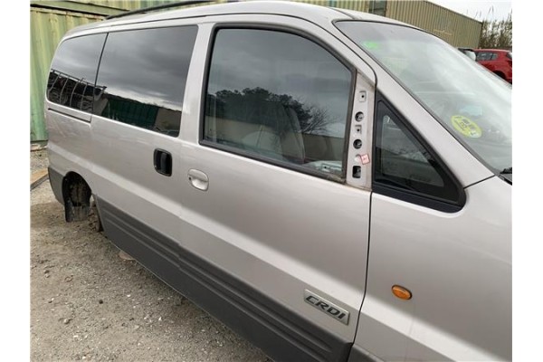 Recambio de puerta delantero derecha para hyundai h-1 furgón 2.5 crdi referencia OEM IAM 760044A302  