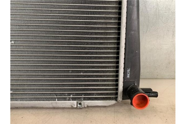 Recambio de radiador para hyundai h-1 furgón 2.5 crdi referencia OEM IAM S253104A110 253104A110 