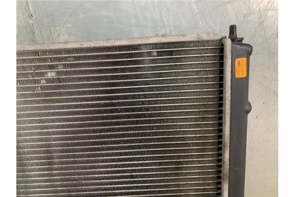Recambio de radiador para hyundai h-1 furgón 2.5 crdi referencia OEM IAM S253104A110 253104A110 
