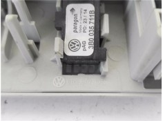 Recambio de luz delantero central techo para volkswagen polo v (6r1) 1.0 referencia OEM IAM 6R0947105  