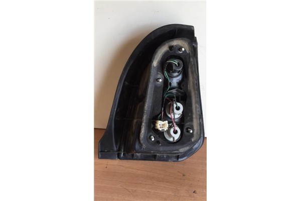 Recambio de piloto trasero izquierdo para mitsubishi colt (cj0a) 1.3 1300 avance referencia OEM IAM 0491679 1679L 