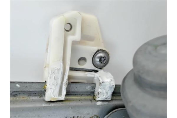 Recambio de mecanismo elevalunas trasero izquierdo para renault scenic ii (jm) referencia OEM IAM   