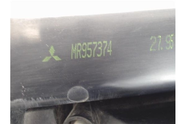 Recambio de piloto trasero derecho para mitsubishi colt cz3 berl. 5 (z30a) 1.1 inform (d) referencia OEM IAM MN186270  