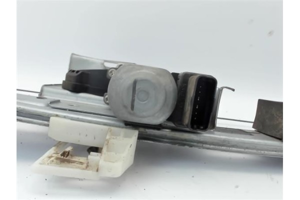 Recambio de mecanismo elevalunas trasero izquierdo para renault megane ii berlina 5p referencia OEM IAM   