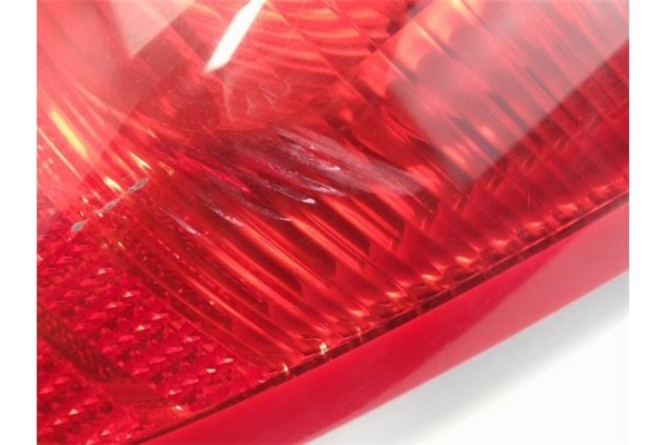Recambio de piloto trasero derecho para mitsubishi colt cz3 berl. 5 (z30a) 1.1 inform (d) referencia OEM IAM MN186270  